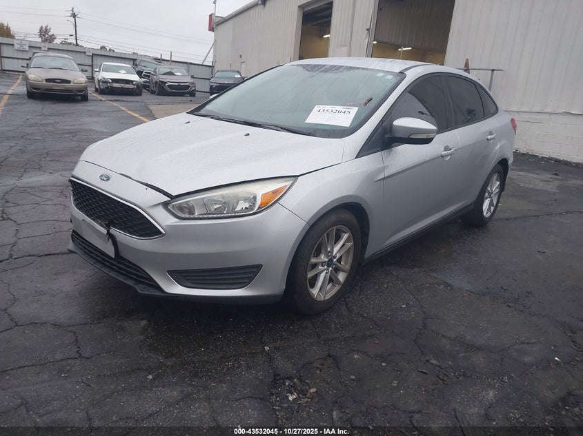 Vin: 1fadp3f29fl311432, lot: 44027072, ford focus se 20152