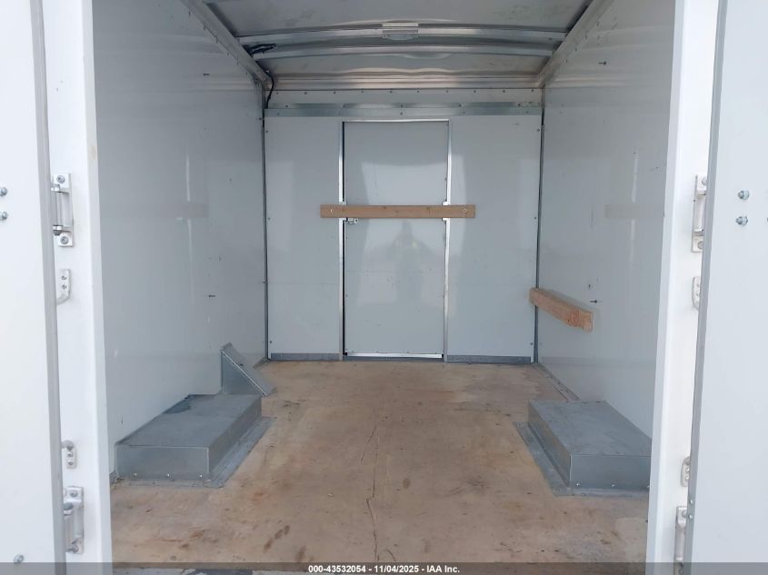 2024 Chevrolet Express Cutaway Work Van VIN: 1GB0GRFP1R1259385 Lot: 43532054