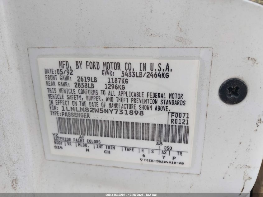 1992 Lincoln Town Car Signature VIN: 1LNLM82W5NY731898 Lot: 43532208