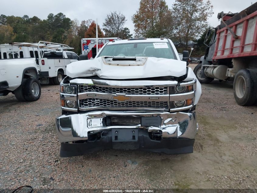 2019 Chevrolet Silverado 3500Hd Chassis Wt VIN: 1GB4KVCY5KF109715 Lot: 43532223