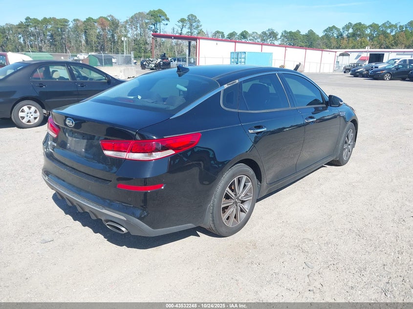 2019 KIA OPTIMA LX 5XXGT4L37KG320193