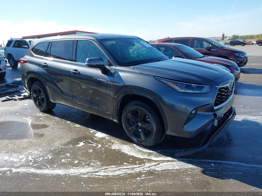 TOYOTA HIGHLANDER HYBRID LE