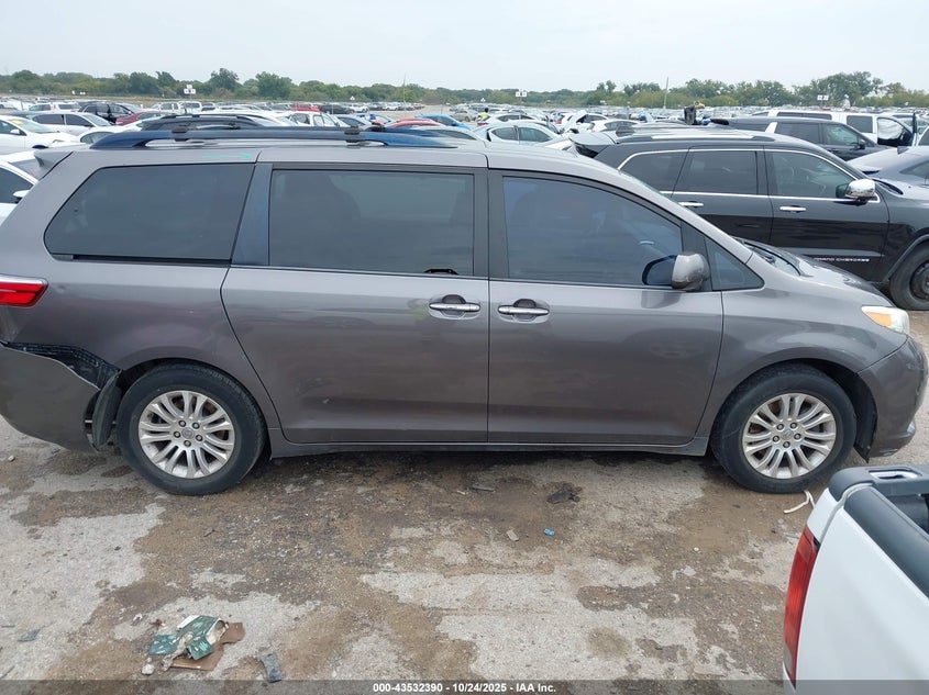 2015 TOYOTA SIENNA XLE 8 PASSENGER 5TDYK3DC6FS596031