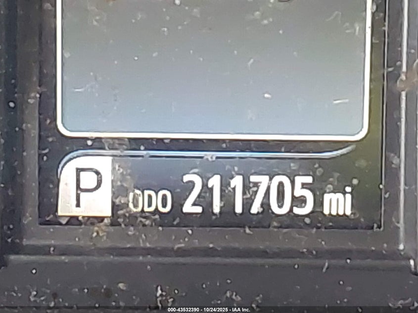 2015 TOYOTA SIENNA XLE 8 PASSENGER 5TDYK3DC6FS596031