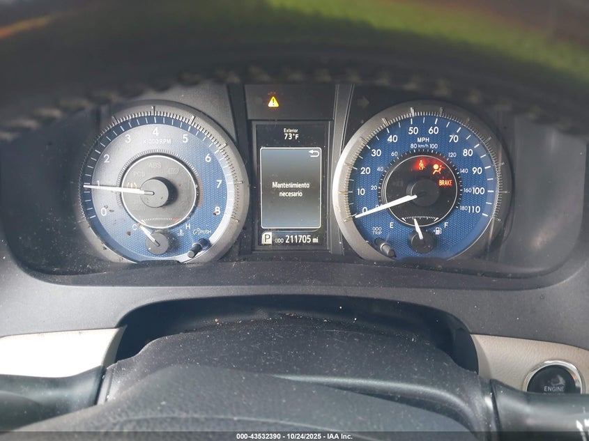 2015 TOYOTA SIENNA XLE 8 PASSENGER 5TDYK3DC6FS596031