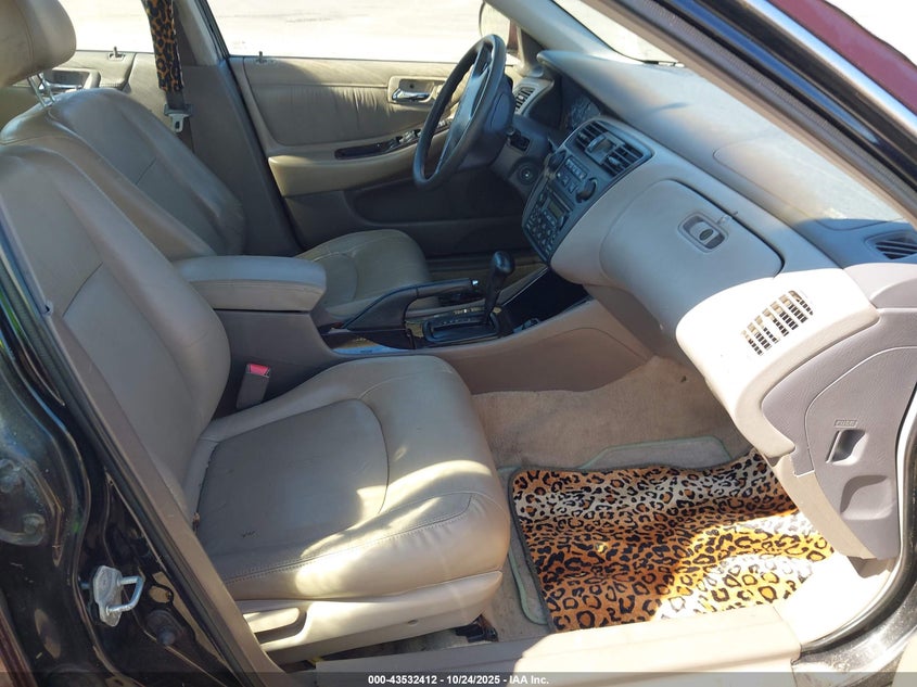 1HGCG6658XA111514 1999 HONDA ACCORD photo no. 5