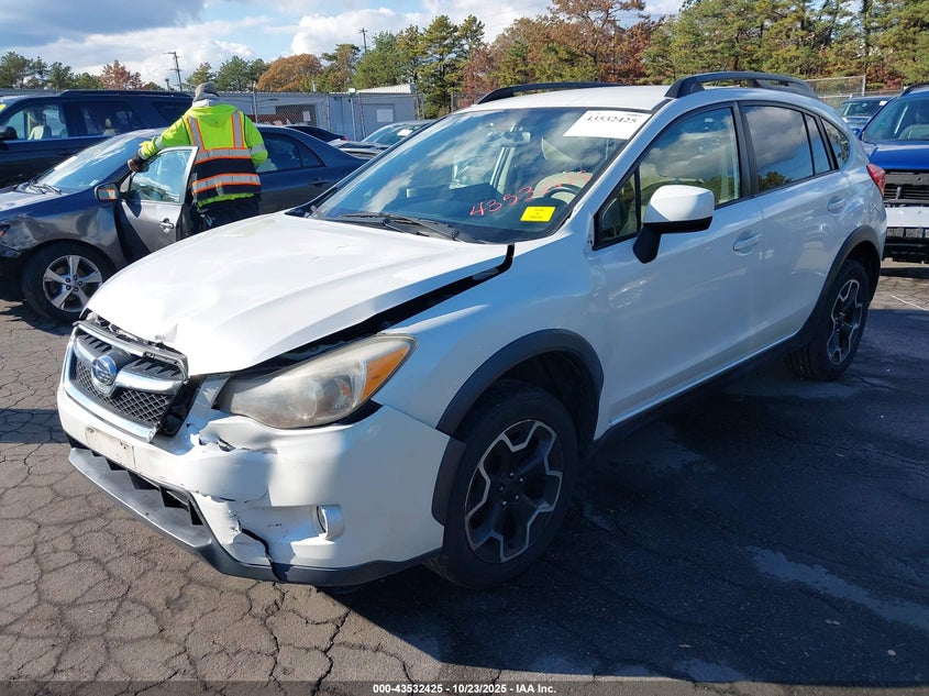 2013 SUBARU XV CROSSTREK auction photo 2
