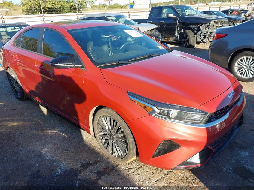 KIA FORTE GT-LINE