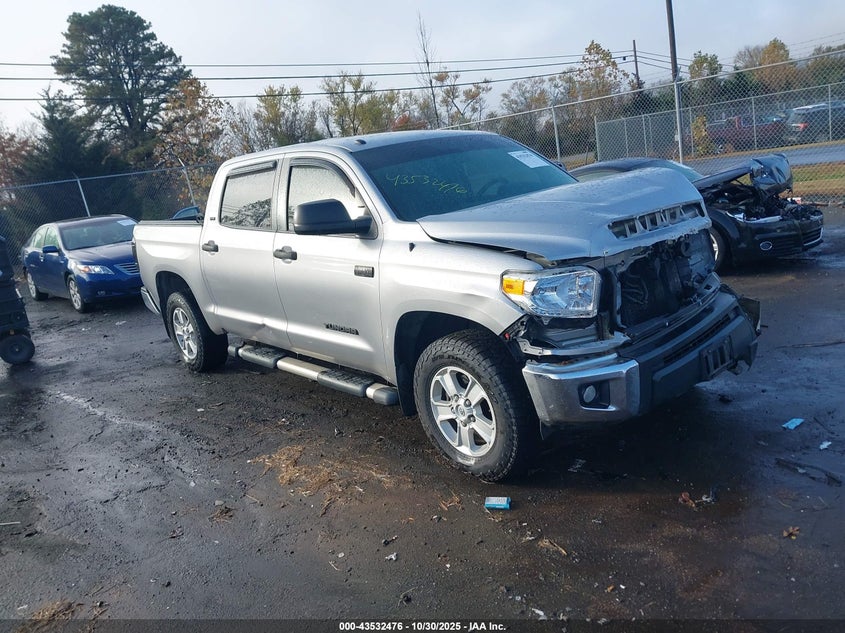 TOYOTA TUNDRA SR5 5.7L V8