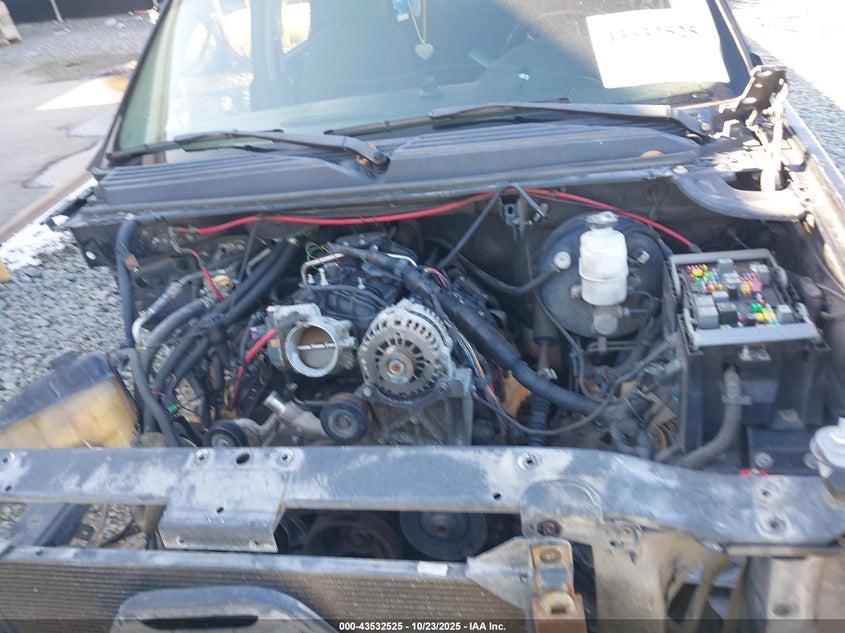 2008 Chevrolet Tahoe Ls VIN: 1GNFC13CX8R180986 Lot: 43532525