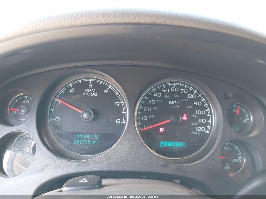 2008 Chevrolet Tahoe Lt VIN: 1GNFC13058J195786 Lot: 43532548