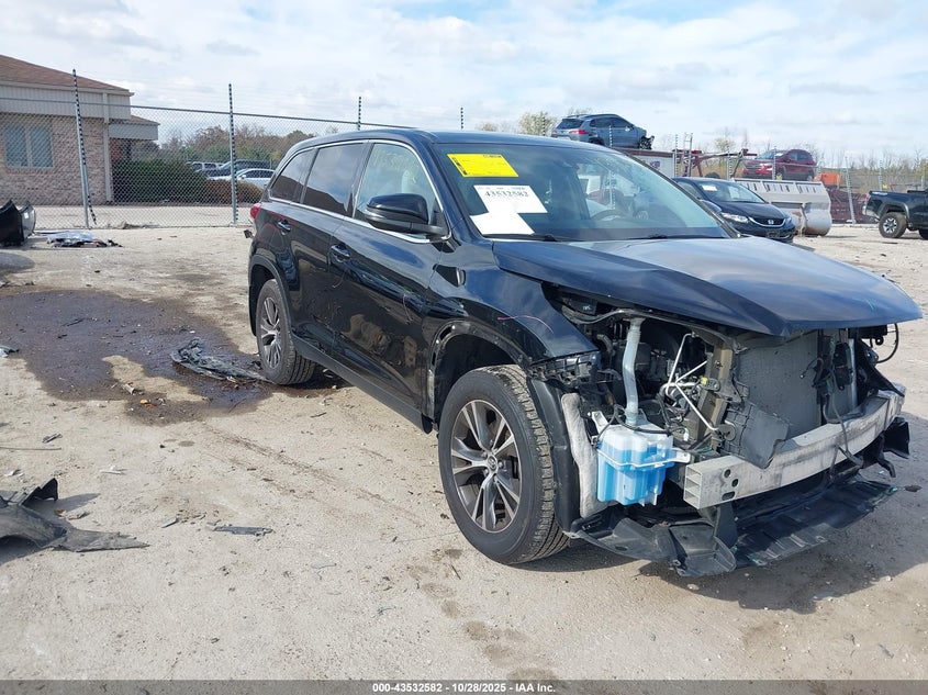 TOYOTA HIGHLANDER LE