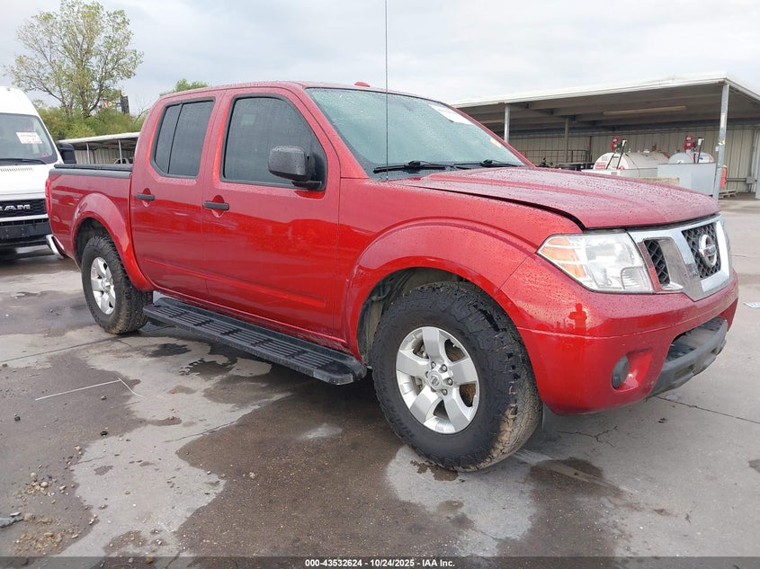 NISSAN FRONTIER SV