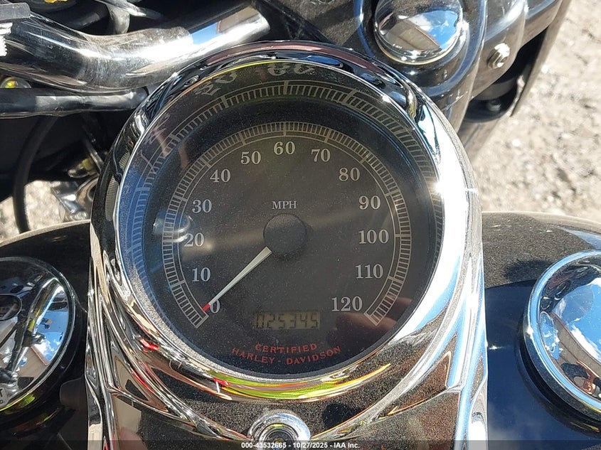 2003 Harley-Davidson Flhpi VIN: 1HD1FHW1X3Y704888 Lot: 43532665