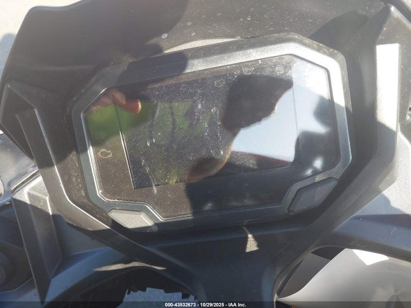 2025 Kawasaki Ex650 P VIN: ML5EXEP11SDAF9236 Lot: 43532673