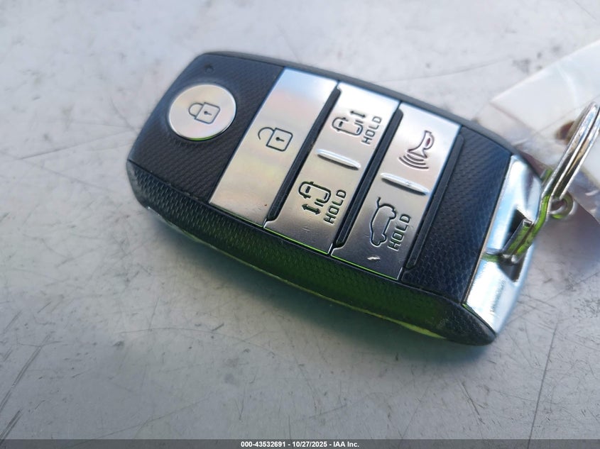 2017 Kia Sedona Lx VIN: KNDMB5C13H6292622 Lot: 43532691