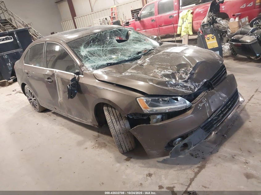 VOLKSWAGEN JETTA 2.5L SEL PREMIUM