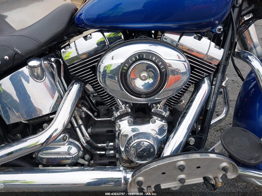 2015 Harley-Davidson Flstc Heritage Softail Classic VIN: 1HD1BWV1XFB018620 Lot: 43532707