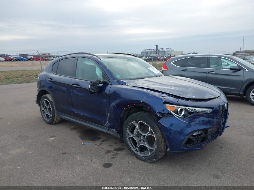 ALFA ROMEO STELVIO AWD
