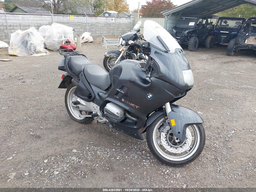 2001 BMW R1100 RT - WB10418A81ZC69934