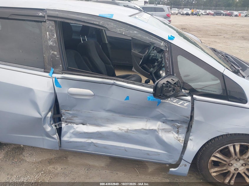 2009 Honda Fit Sport VIN: JHMGE88429S053630 Lot: 43532949