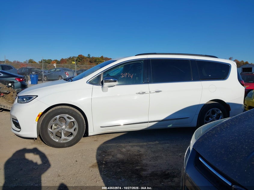 2022 Chrysler Pacifica Limited VIN: 2C4RC1GG2NR124758 Lot: 43532974