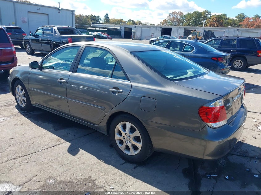 4T1BF30K65U617103 2005 TOYOTA CAMRY photo no. 3