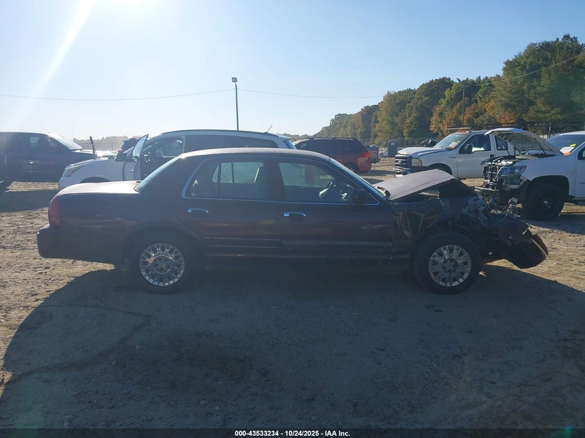 2003 Mercury Grand Marquis Gs VIN: 2MEFM74W03X639764 Lot: 43533234