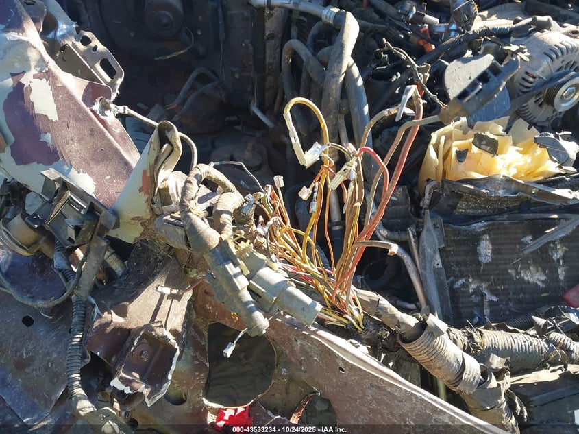 2003 Mercury Grand Marquis Gs VIN: 2MEFM74W03X639764 Lot: 43533234