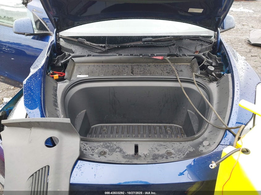 2024 Tesla Model Y Performance Dual Motor All-Wheel Drive VIN: 7SAYGDEF9RA274802 Lot: 43533292