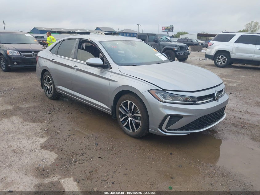 VOLKSWAGEN JETTA 1.5T SE