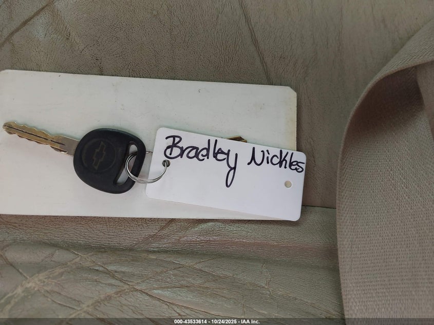 2002 Chevrolet Suburban 1500 Lt VIN: 1GNEC16Z02J222731 Lot: 43533614