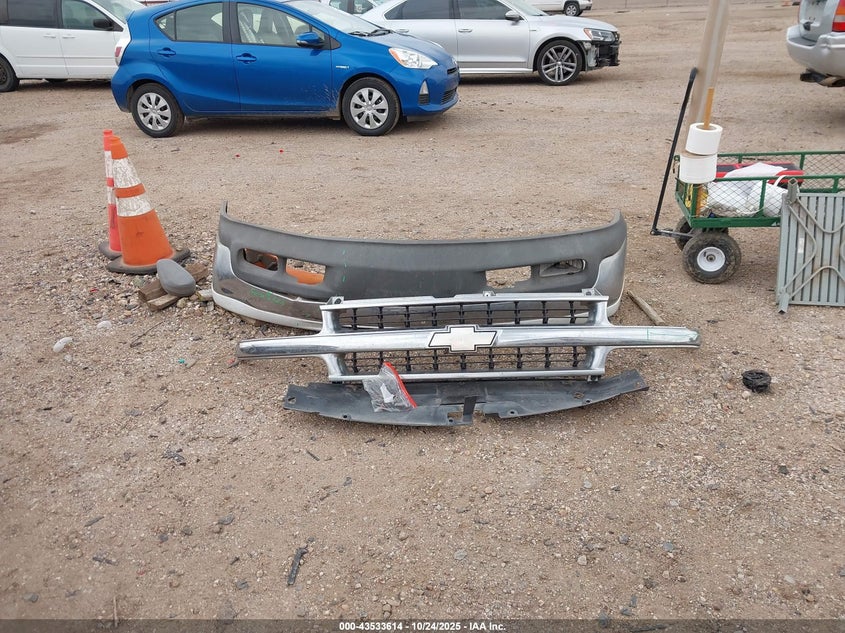 2002 Chevrolet Suburban 1500 Lt VIN: 1GNEC16Z02J222731 Lot: 43533614