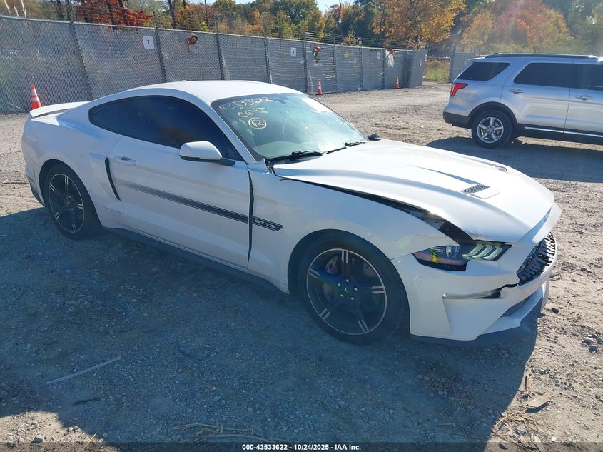 FORD MUSTANG GT PREMIUM