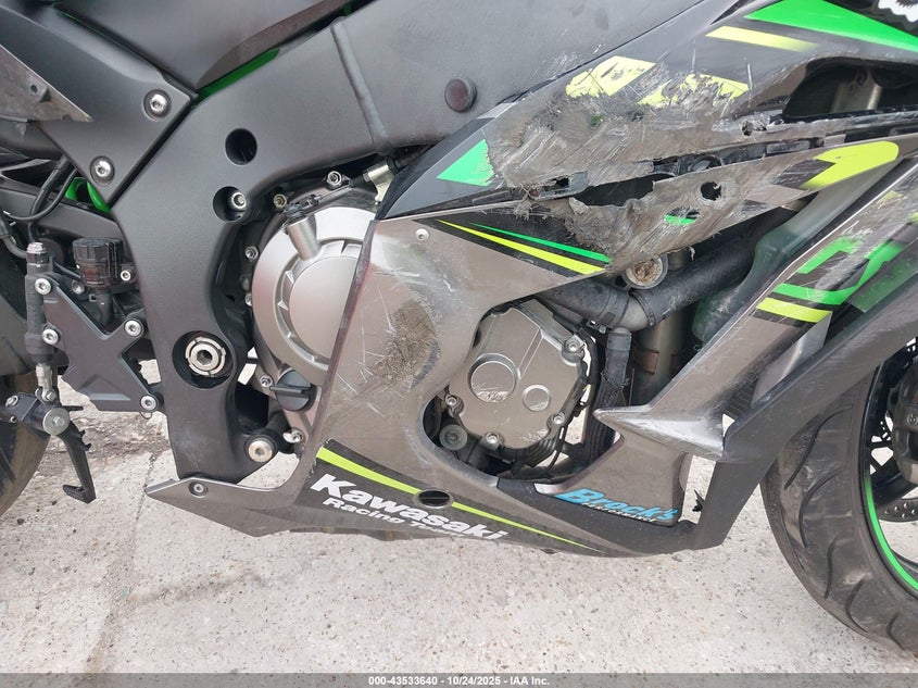 2018 Kawasaki Zx1000 R VIN: JKAZXCR16JA007282 Lot: 43533640