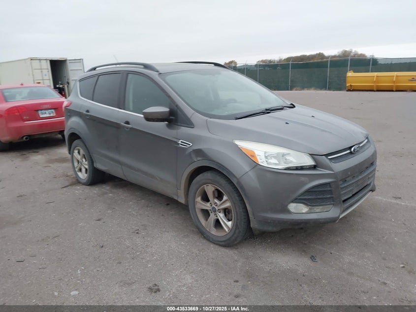 FORD ESCAPE SE
