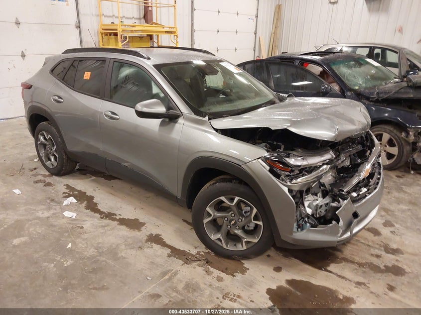 CHEVROLET TRAX FWD LT