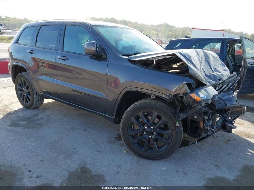 JEEP GRAND CHEROKEE LAREDO X 4X4