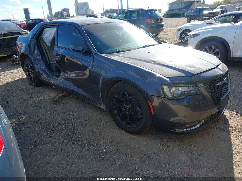 CHRYSLER 300S AWD