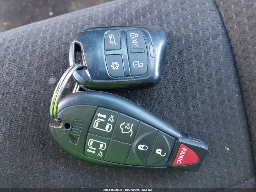 2011 Chrysler Town & Country Touring VIN: 2A4RR5DG7BR734994 Lot: 43533808