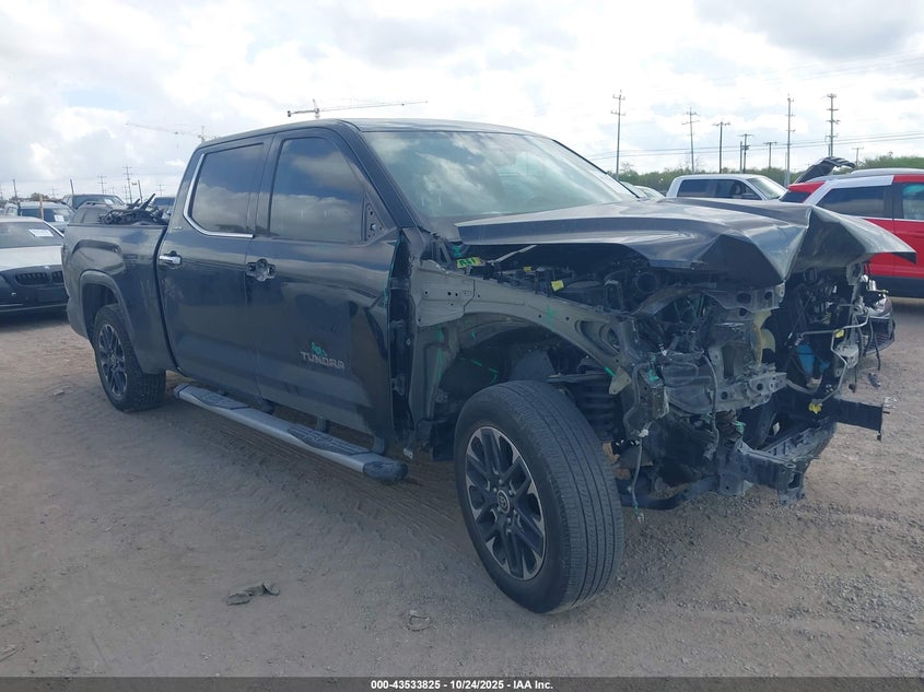 TOYOTA TUNDRA LIMITED