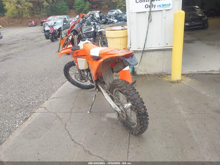 2025 KTM 150 XC-W TPI VBKXWG232SM152708