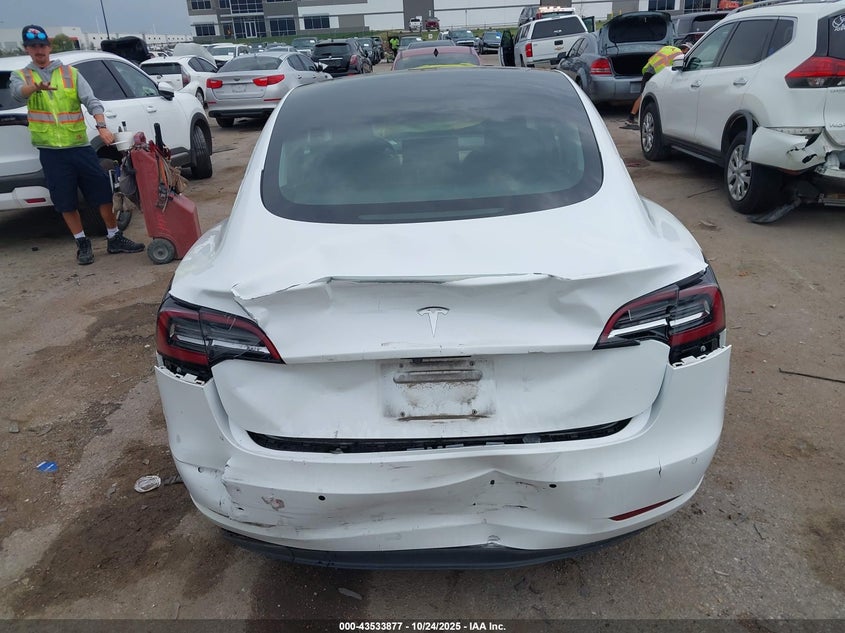 2018 Tesla Model 3 Long Range/Mid Range VIN: 5YJ3E1EA1JF059700 Lot: 43533877