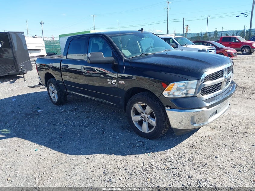 RAM 1500 TRADESMAN 4X4 5 7 BOX