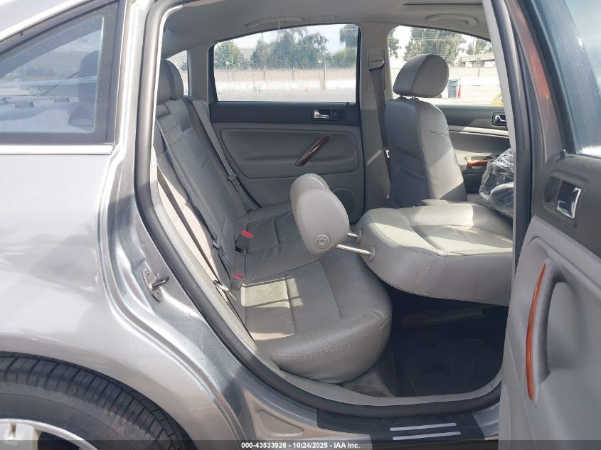 2003 Volkswagen Passat Glx VIN: WVWRH63B23E088007 Lot: 43533926