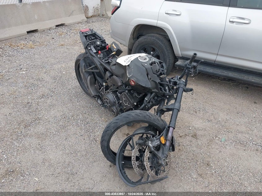 JH2SC8013MK300365 HONDA CB1000 Photo 1