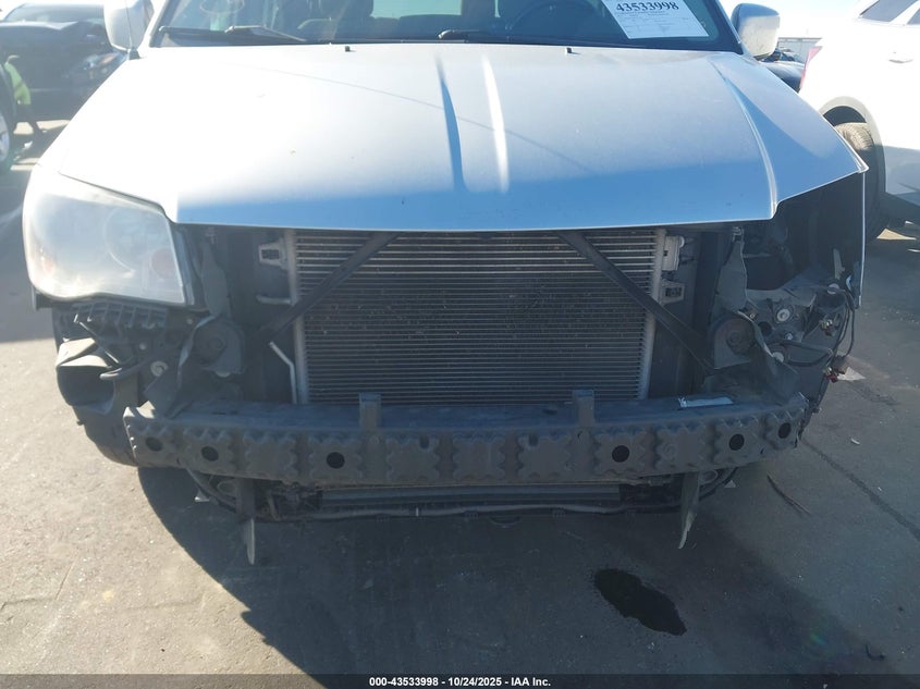 2012 Dodge Grand Caravan Sxt VIN: 2C4RDGCG8CR211728 Lot: 43533998