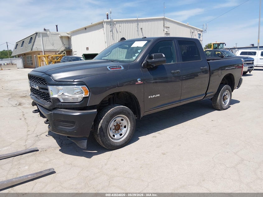 Vin: 3c6ur5clxng212098, lot: 44029046, ram 2500 tradesman  4x4 6'4 box 20222