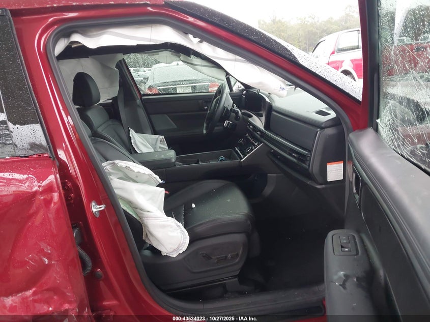 2025 HYUNDAI SANTA FE HYBRID auction photo 5