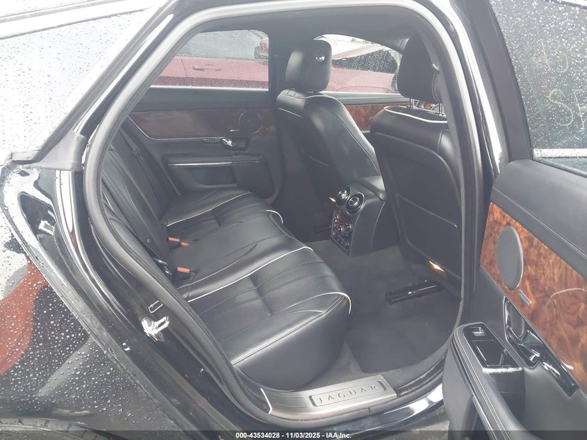 2013 JAGUAR XJ SAJWA1C78D8V58290